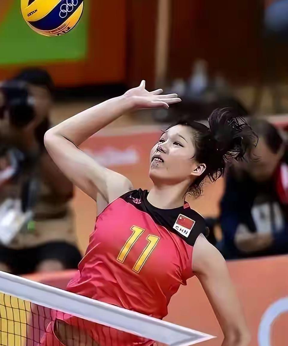 女排“南长城”徐云丽：38岁嫁1米85圈外人，拒绝郎平邀请，活成了最清醒的人兄