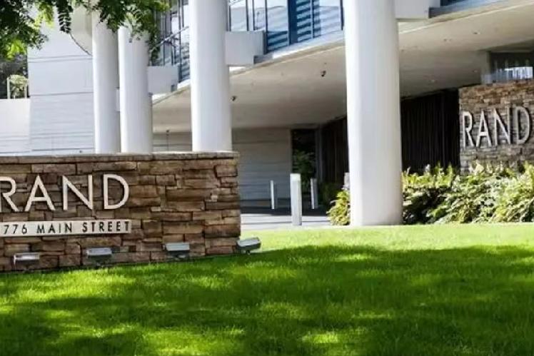 多名美日观察家断言:高市政权注定短命撑不过明年！12月13日，香港《卫报》报