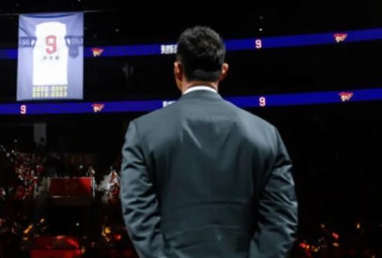 本来心想央视都要播放易建联专访了，这肯定是说明易建联PC是假的了，这是好事啊，不