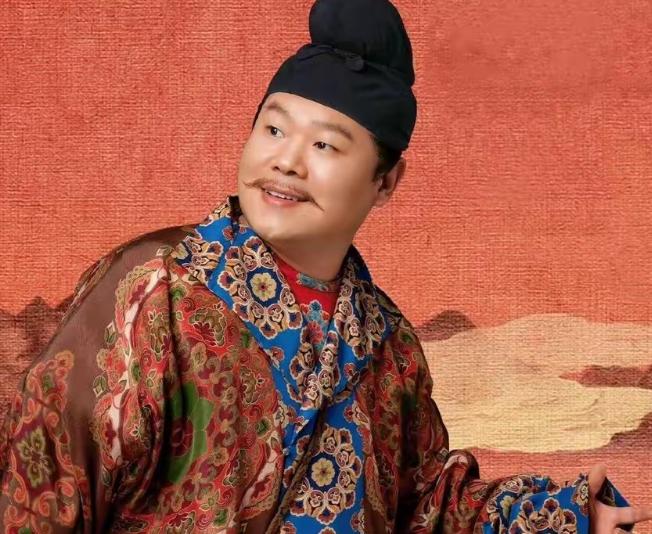 不知道你们发现没，现在是个人都能当明星。演员到底多赚钱，才能让很多人挤破了头都
