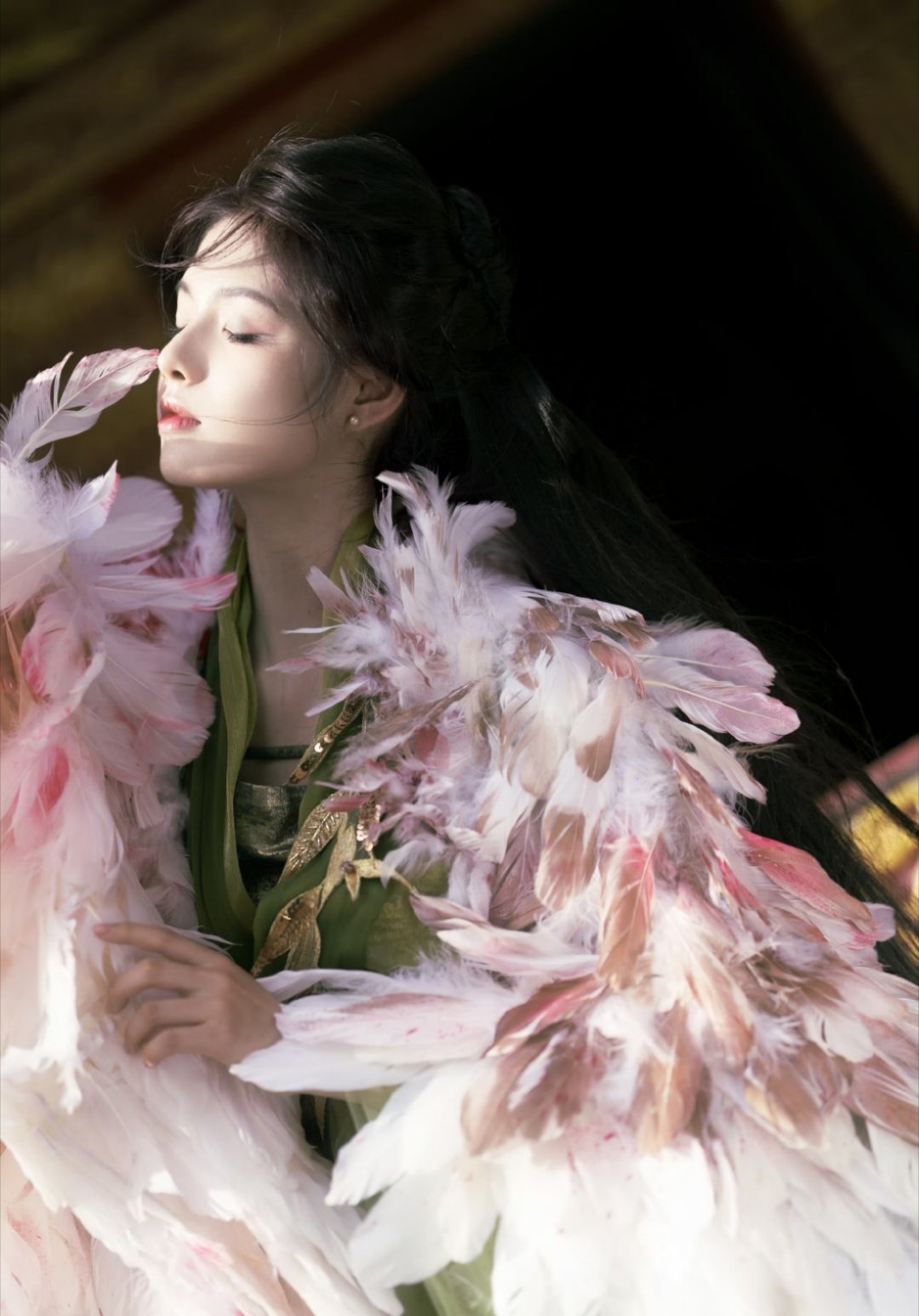 艾米宝宝小雪快乐！被艾米碰了下手，触电昏迷，原来是女神的情丝绕指柔