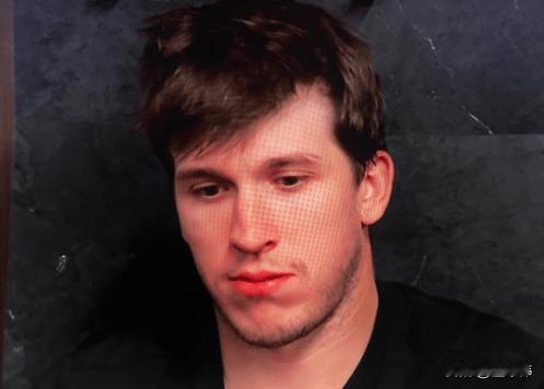 难赢！里夫斯谈湖人输球：“勒布朗和卢卡不在。”“所以。”“情况会很难