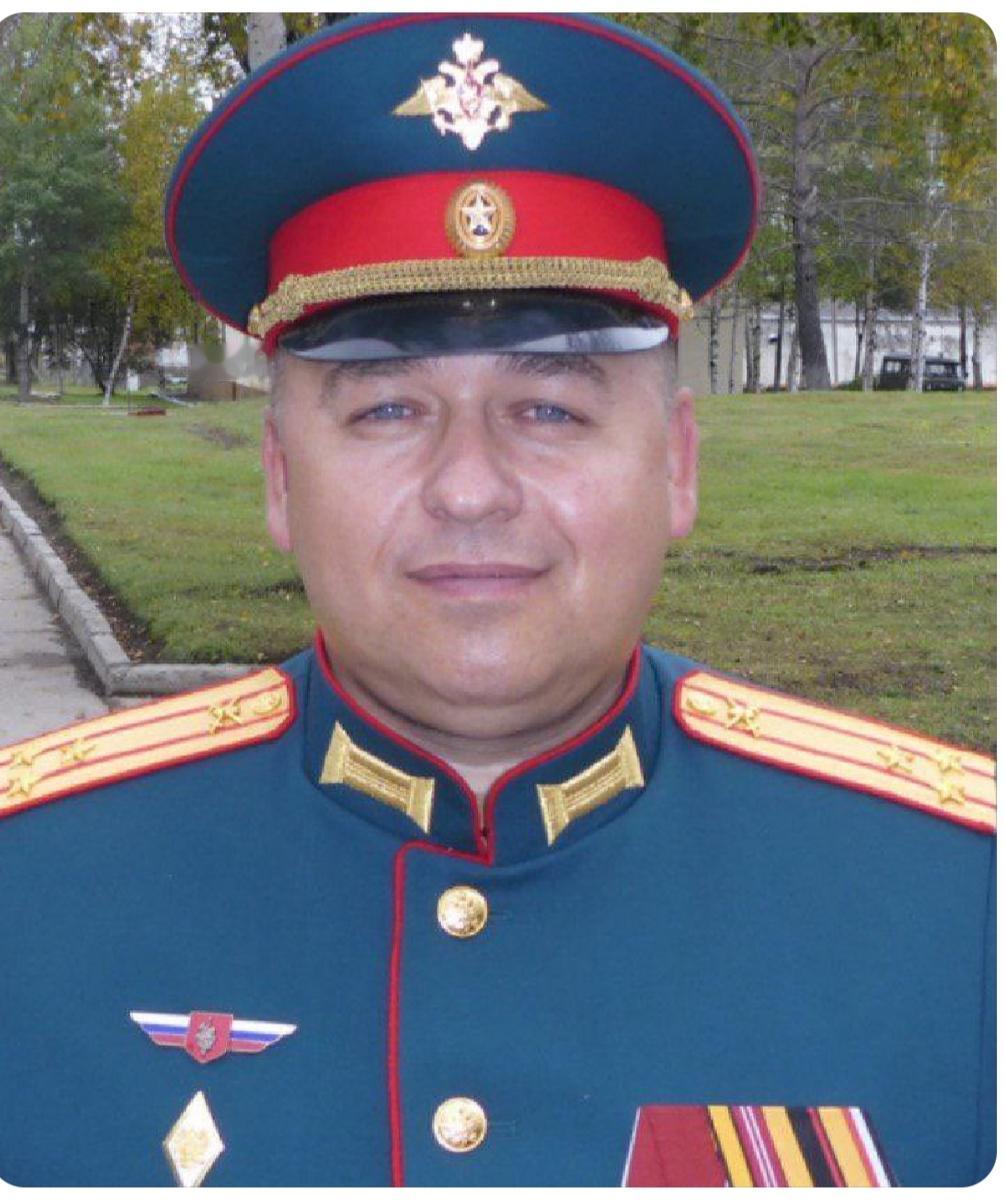 俄罗斯任命了乌克兰叛将谢尔盖·斯托罗任科中将为库皮扬斯克战区的总指挥。谢尔盖