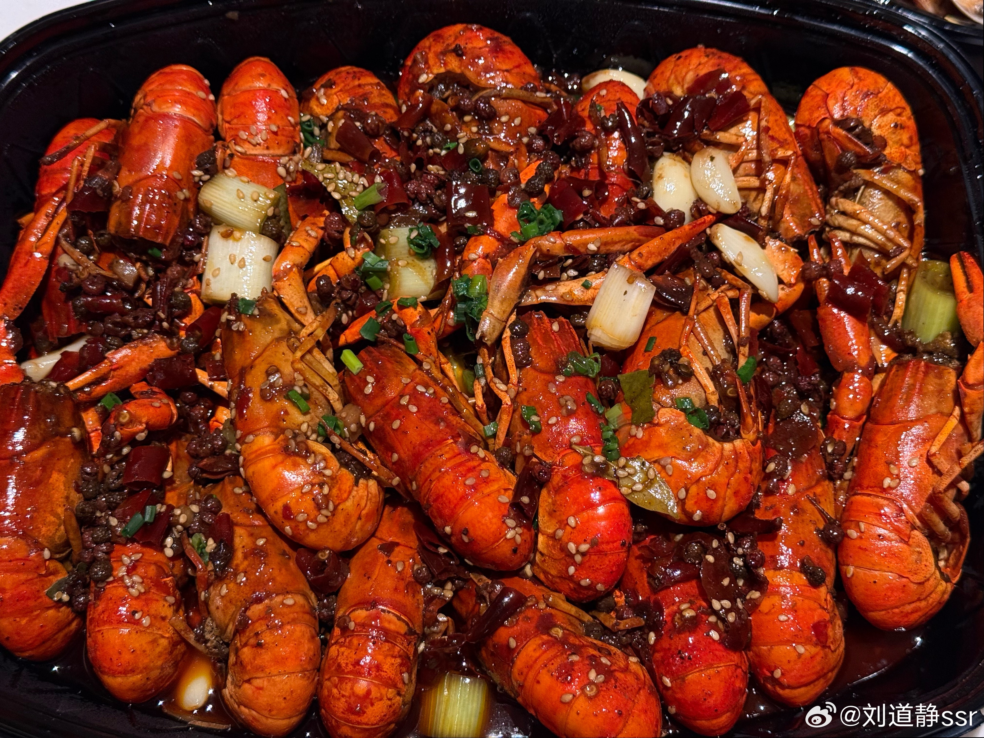 来武汉怎么能不吃小龙虾[doge]武汉的小龙虾怎么这么大个​​​