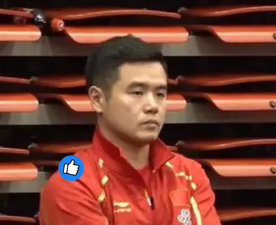 国乒“功勋教练”刘国正透露王楚钦选混双搭档时的内幕。刘国正去女队蹲点，凭