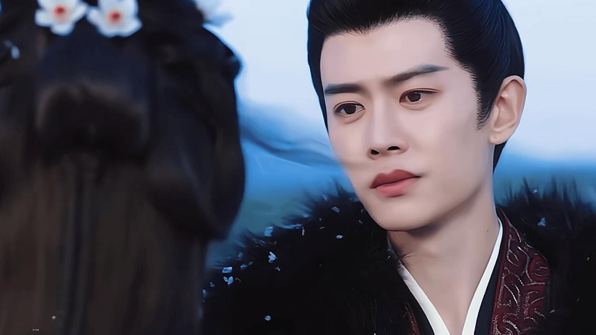 任嘉伦在《凤凰台上》塑造的皇帝萧焕太惊艳！疯批表象下是理性克制，情权乱序中掌控全