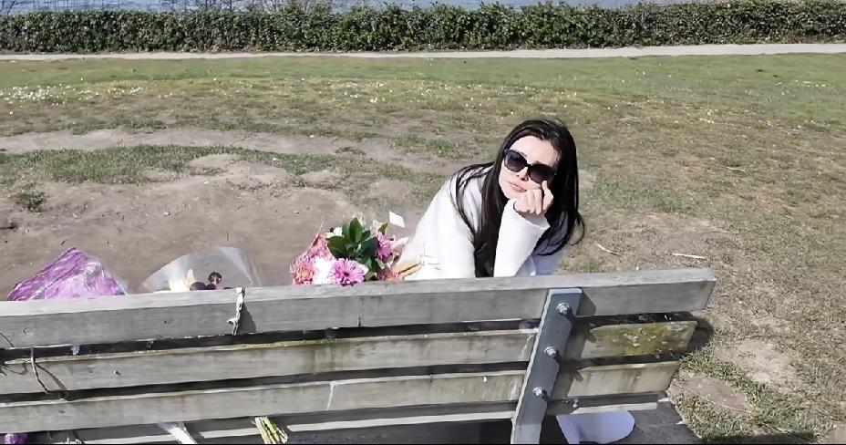 王祖贤发文缅怀4月1日，是愚人节，也是无数人心中永远的痛，张国荣的忌日，每年