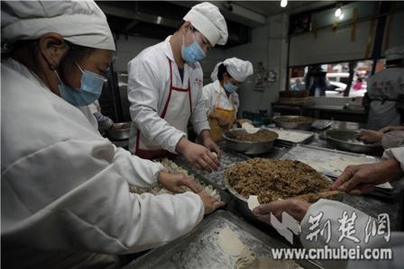 “黑心到家！”内蒙古有家烧卖店，一斤烧卖卖到140块，对外吹得天花乱坠，说是纯羊