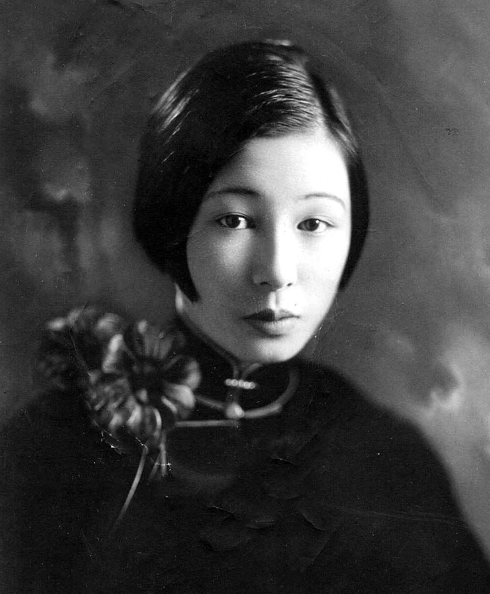 1934年，上海名媛郭婉莹嫁给了林则徐的后人吴毓骧。婚后不久，丈夫吴毓骧就和邻