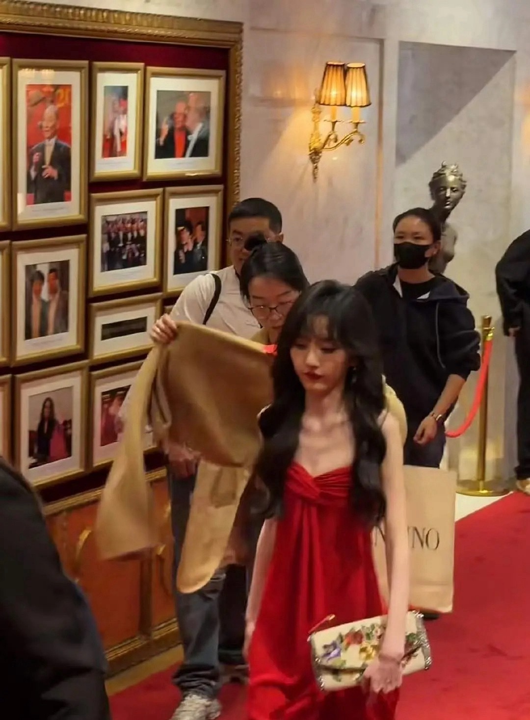 宋祖儿每次都能瘦出新高度啊，太枯瘦了