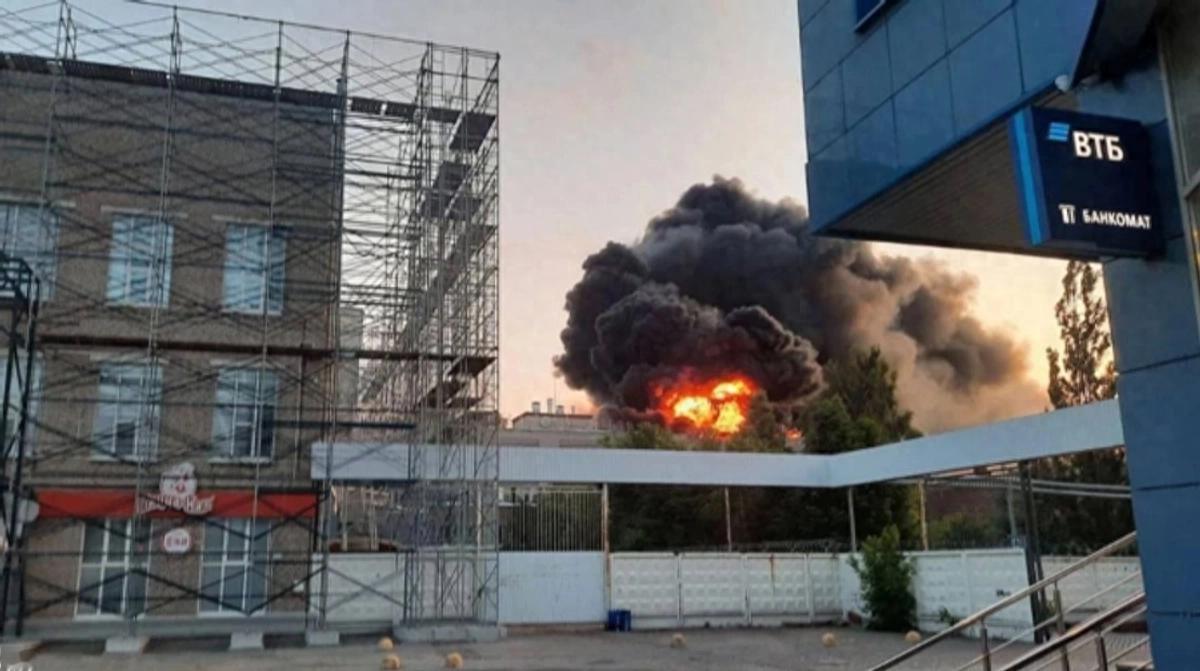 美国没料到，俄军抢先动手！凌晨大批导弹落下，8名美英军人丧生！ 事情的导火索