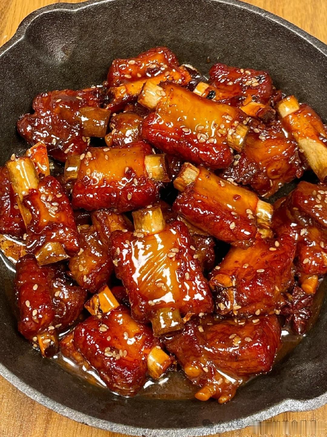 食养中原这些常见原因，会导致女性雌激素升高1.肥胖脂肪细胞中的芳香化酶