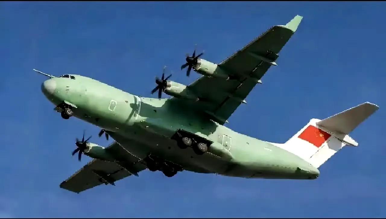 都别乱叫了，新中运叫运15不叫运30，我就说嘛，运30怎么也得比运20大一圈，咱