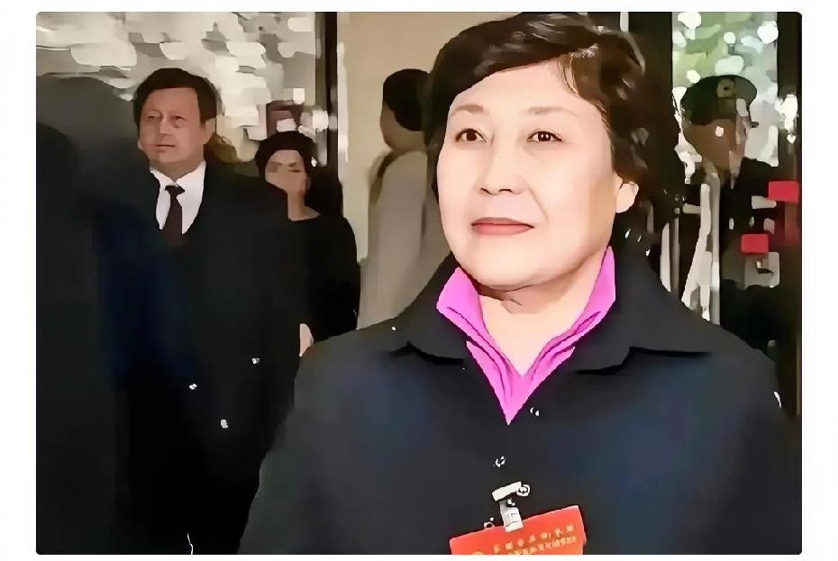 郭凤莲观点是否违背养老国情郭凤莲说，农村老人的养老问题是民生的重要组成部分，