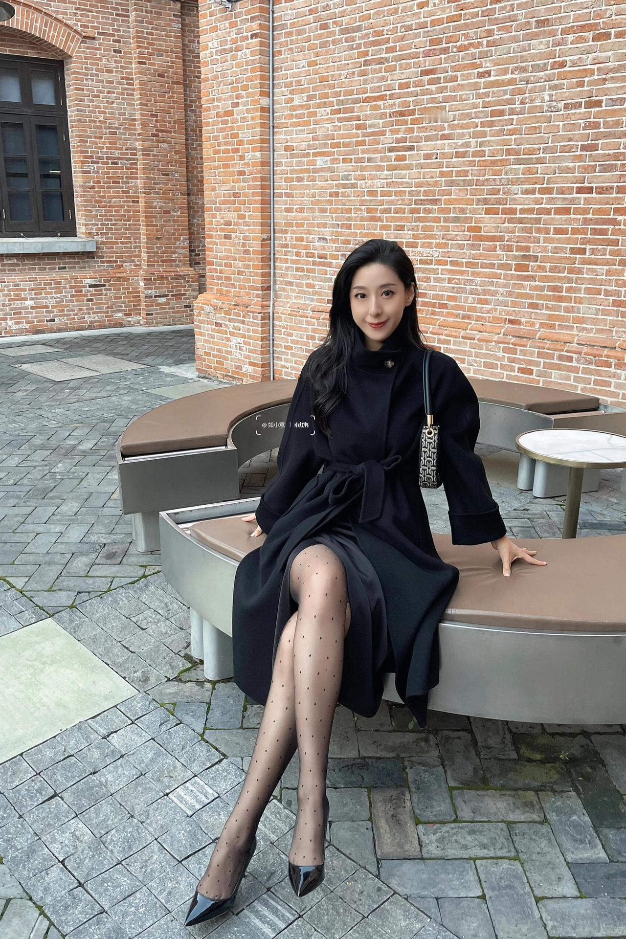 Hi，有空喝冬天的第一杯咖啡吗☕️明天和对象喝咖啡啦！