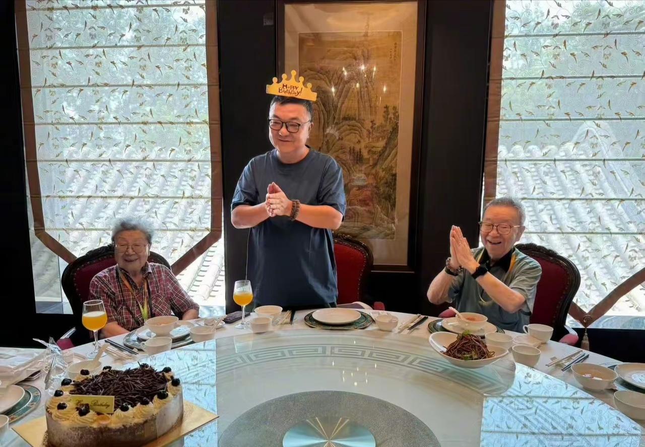 8月5日，今天董路老师的生日！为了中国足球的未来，一直为中国足球小将青训默默的做