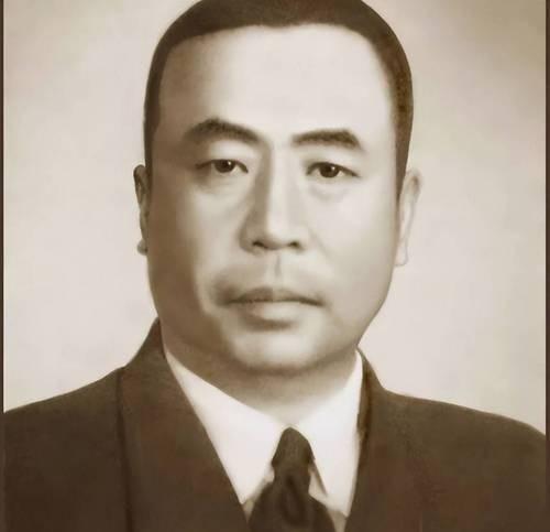 吴石将军案中，陈宝仓将军并没有暴露，而蔡孝乾也不知道陈将军是特工，陈将军之所以