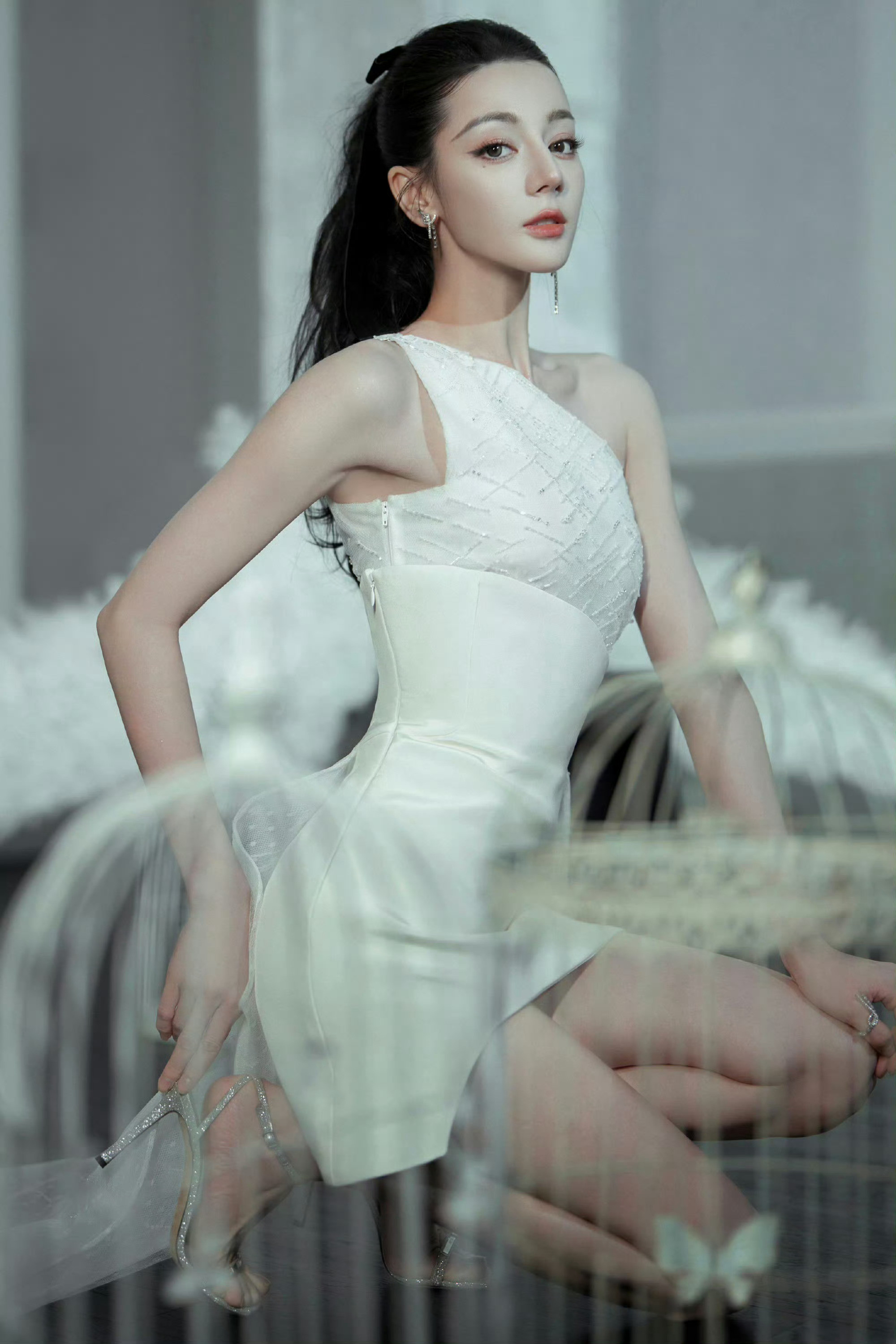 迪丽热巴出发w盛典✨​​​迪丽热巴出发W盛典机场路透​​​