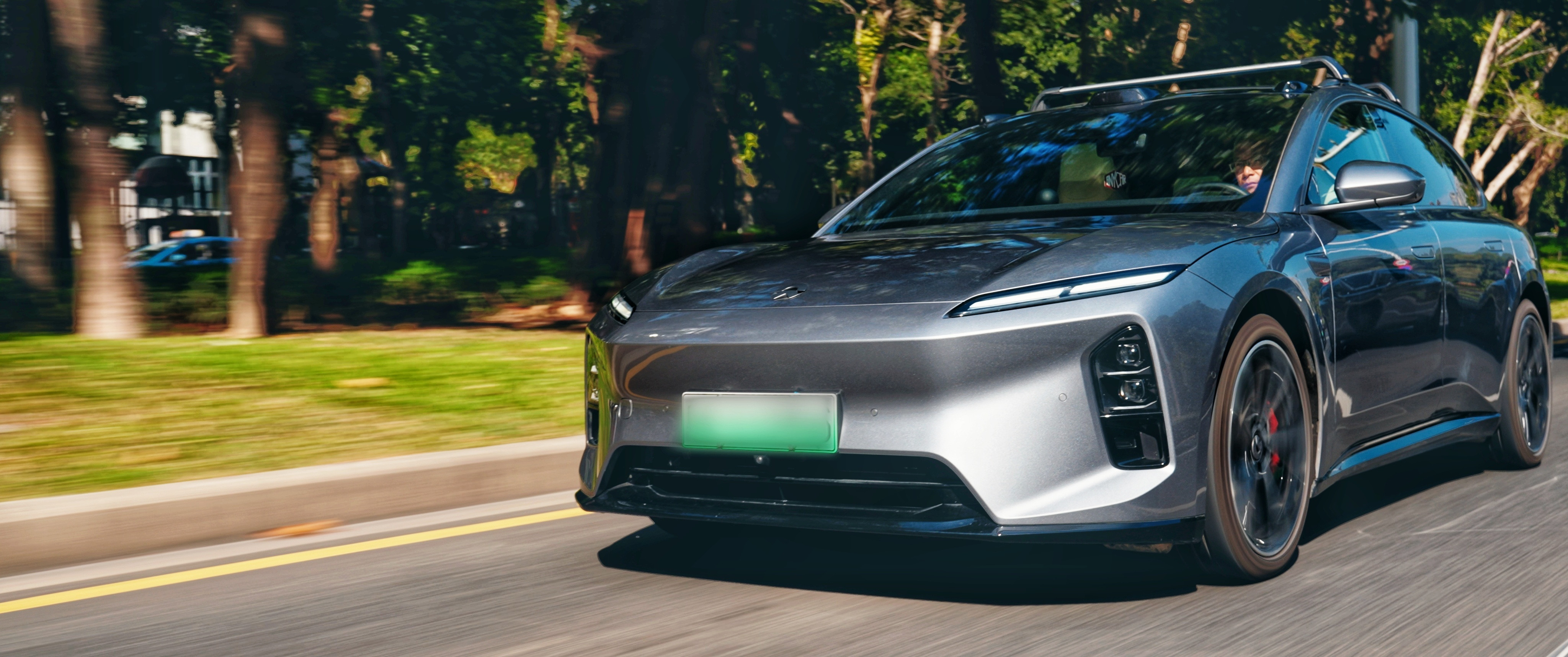 摄影不凡蔚来et5t好多车anycar蔚来的设计相当耐看每个车的颜色质感也做得