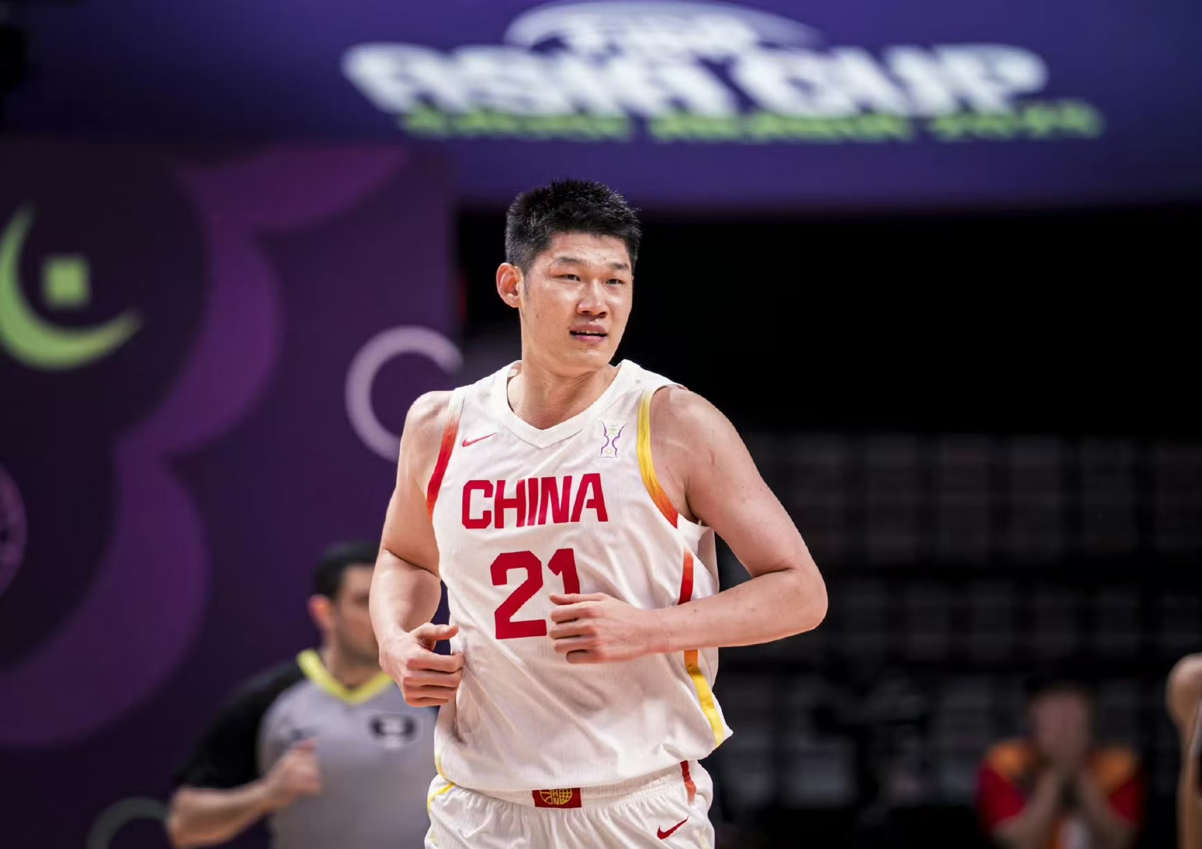 胡金秋主攻！郭士强需弃用三后卫，激活锋线高度才能复仇韩国