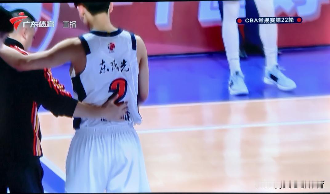 焦泊乔5犯[笑着哭][笑着哭][笑着哭]王少杰5犯[笑着哭][笑着哭][笑着哭]陈家政5