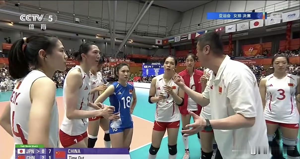 中国女排才是真正的亚洲一姐！亚运会3-2赢泰国，3-0横扫日本，金牌战第三局完美