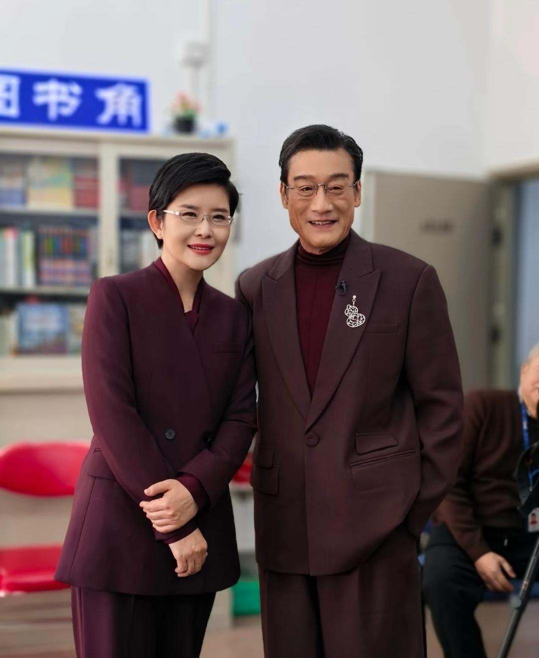 梁家辉说：“名利都是浮云，我能带多少钱回家，我能点亮家里多少盏灯，才是我最骄傲的