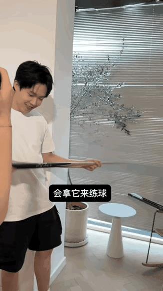 #头号创作者激励计划#优秀的人圈子也是优秀的都知道王楚钦的偶像是奥沙利文，