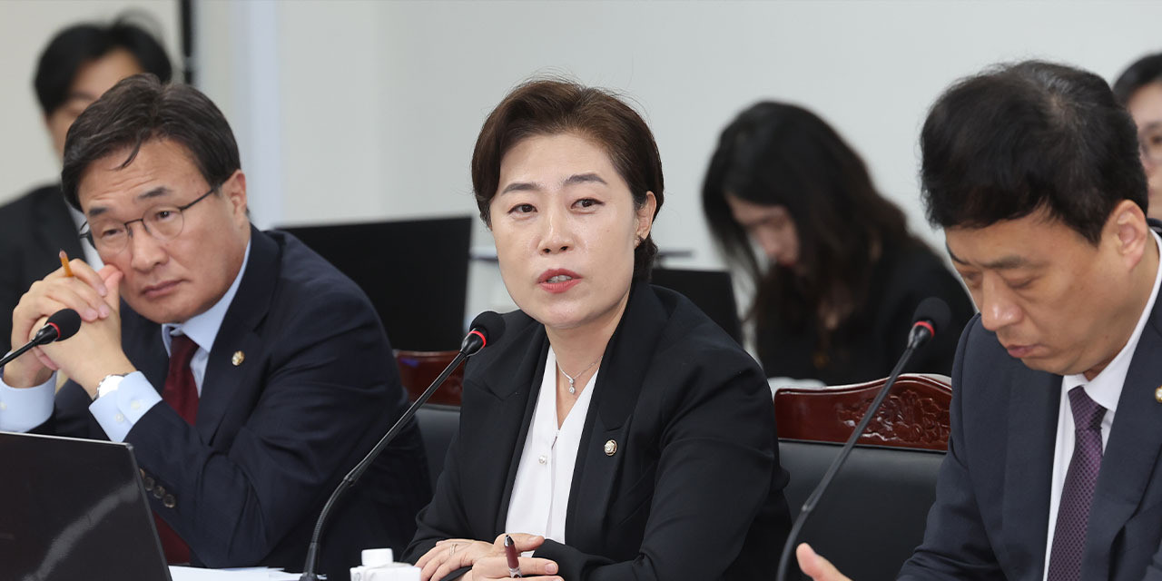 总统任命特检被批政治报复我的天！韩国政坛这是要炸啊！总统