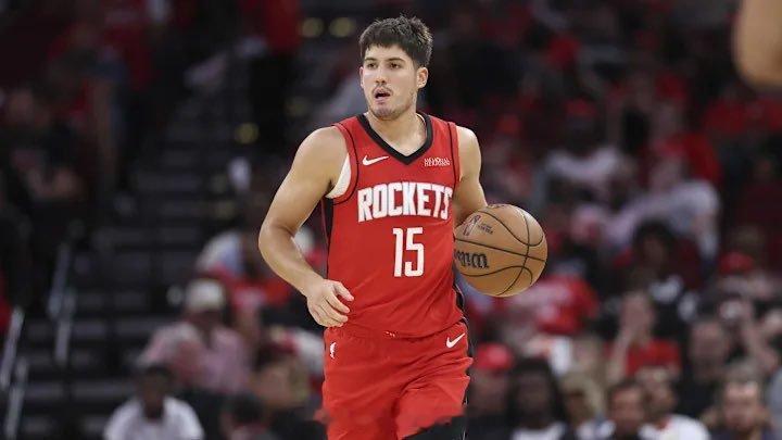 据JakeFischer报道，谢泼德近期的出色表现可能会阻止休斯顿火箭队在交易