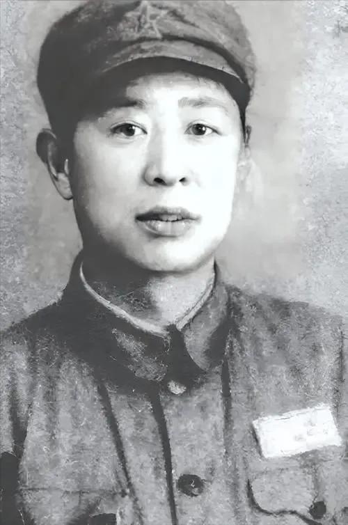 1944年，地下党员周迪道因叛徒出卖，被日军俘虏，就在这时，他灵机一动，