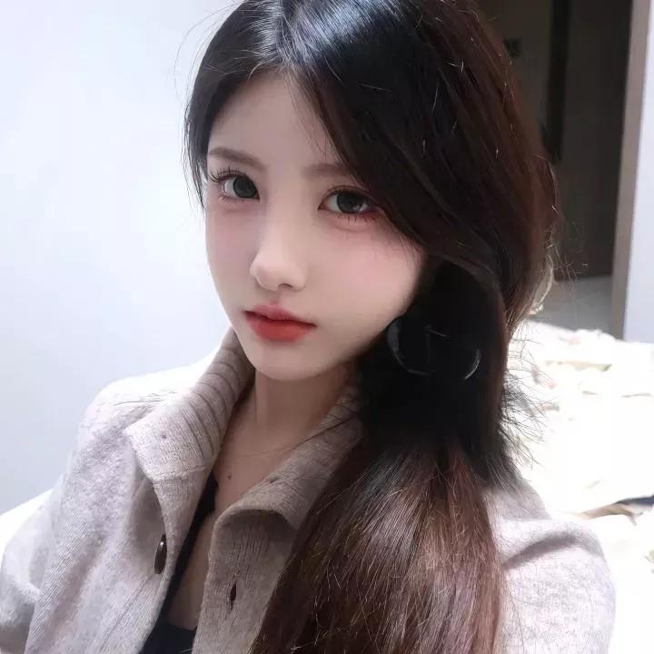 元气满满的小仙女，温柔可人温柔美少女温柔气质少女风甜粉花漾少女可爱风少女