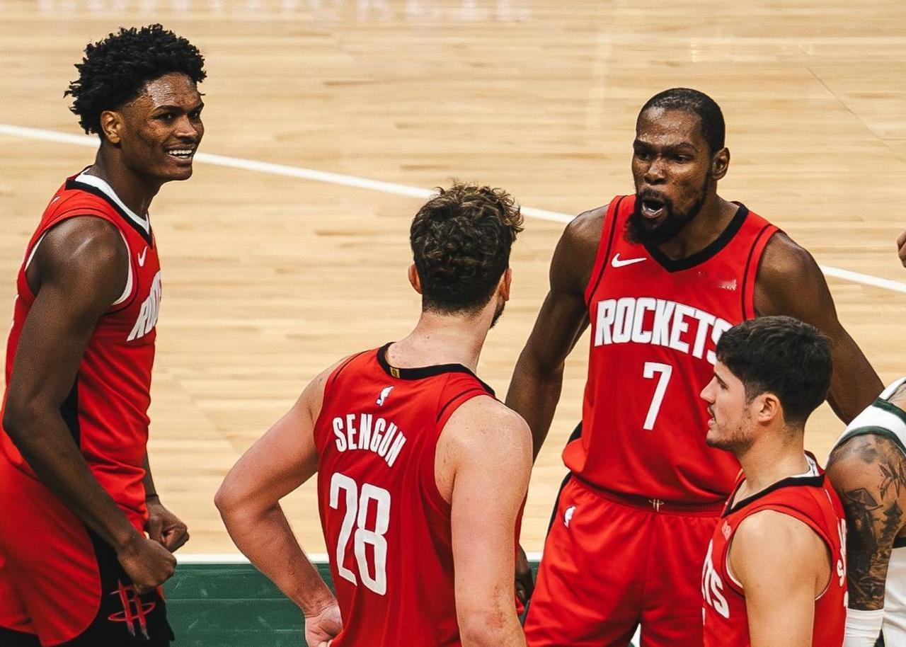 火箭队今年休赛期应该引进什么样的球员呢？其实季后赛的几场比赛就说得非常明白了。首