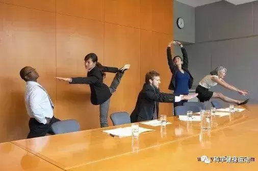 微运动网小编盘点白领办公室微运动方法