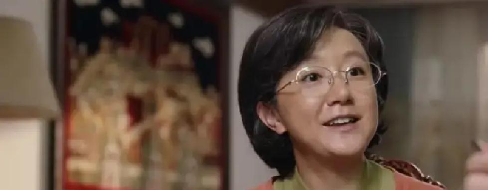 孙子遗骸十年后竟紧抱爷爷枯骨，央视大结局这幕，你心脏没被勒紧吗？青藏线上，一棵