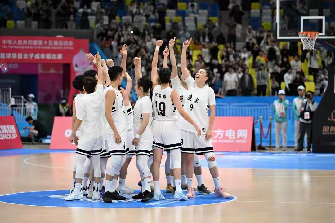 四川女篮输在两个人身上！四川广东女篮决赛，大家预测四川女篮会赢，结果输了。四川队