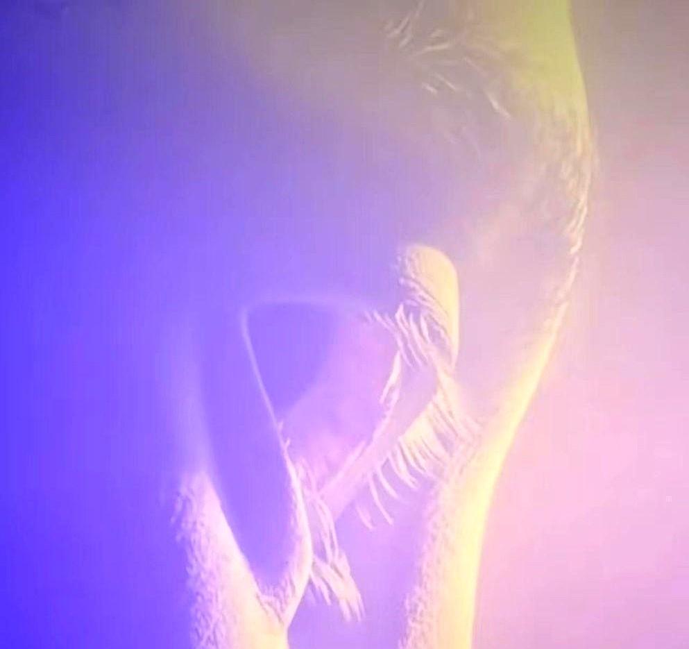 卡梅隆自己打脸了，说《阿凡达1》的神拍得太明显。嘿，刚上映的《阿凡达3：火与