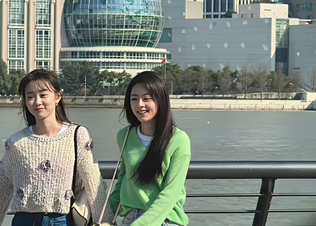 谁懂？赵今麦实际长这样。。。​​​