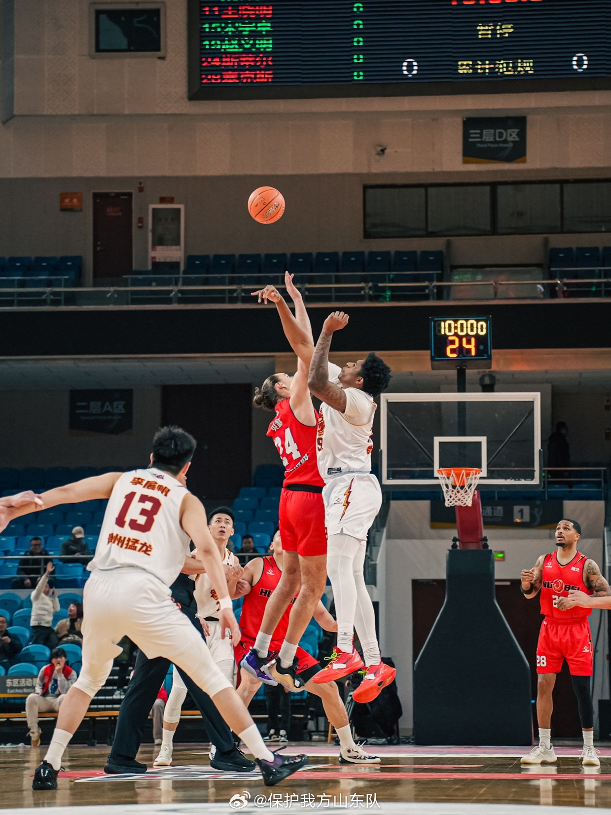 外援注册其实真的是一项技术活。山东男篮的新援贝利之前在国内球队效力，已经节省了