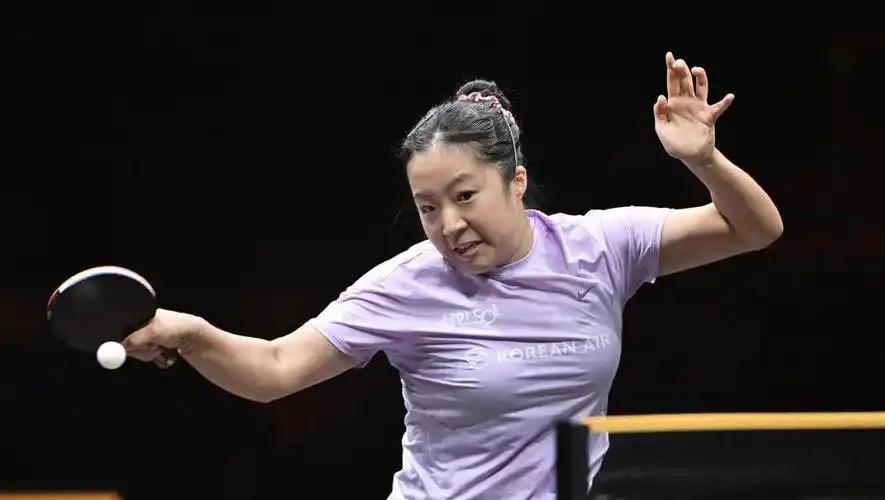 要娶就娶申裕斌这样的女孩！10月9日晚的北京WTT中国大满贯女单四
