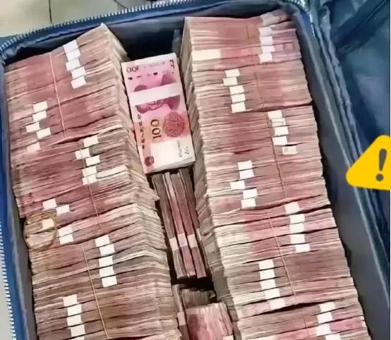 啥是洗钱？用彩票举个例子，一听就懂。你中800万彩票，扣税后到手640万，突然