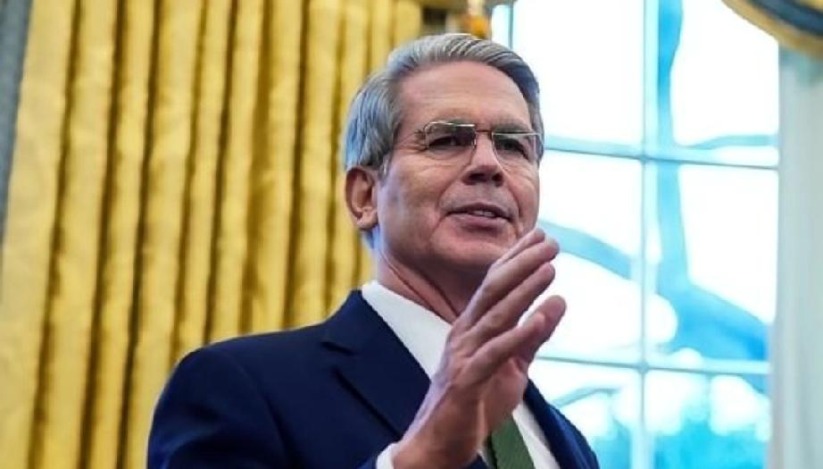 “中国不会抛售美债”，美财长刚嚣张直言，表示中国真的不敢抛售美债，便被狠狠给他上