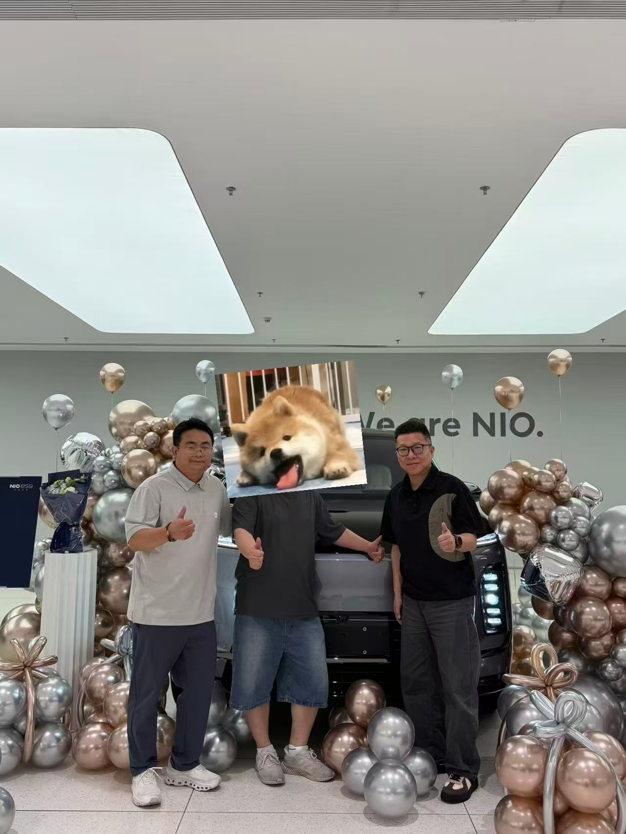 我ES8群里的大哥增购地平线ES9，今日提车了，区总王泰给他交车。但他这个车，车