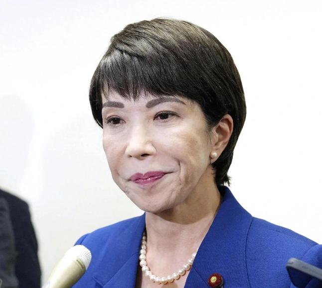 高市早苗又迎来一个坏消息！在支持率暴跌到只有41%之后，外媒发现我们对于日本的管