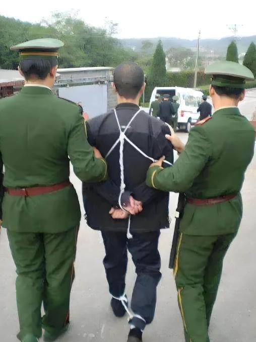 1988年吉林刑场，76岁死囚吕庆瑞喊出一句话，在场警察全部愣住，档案揭开，他竟