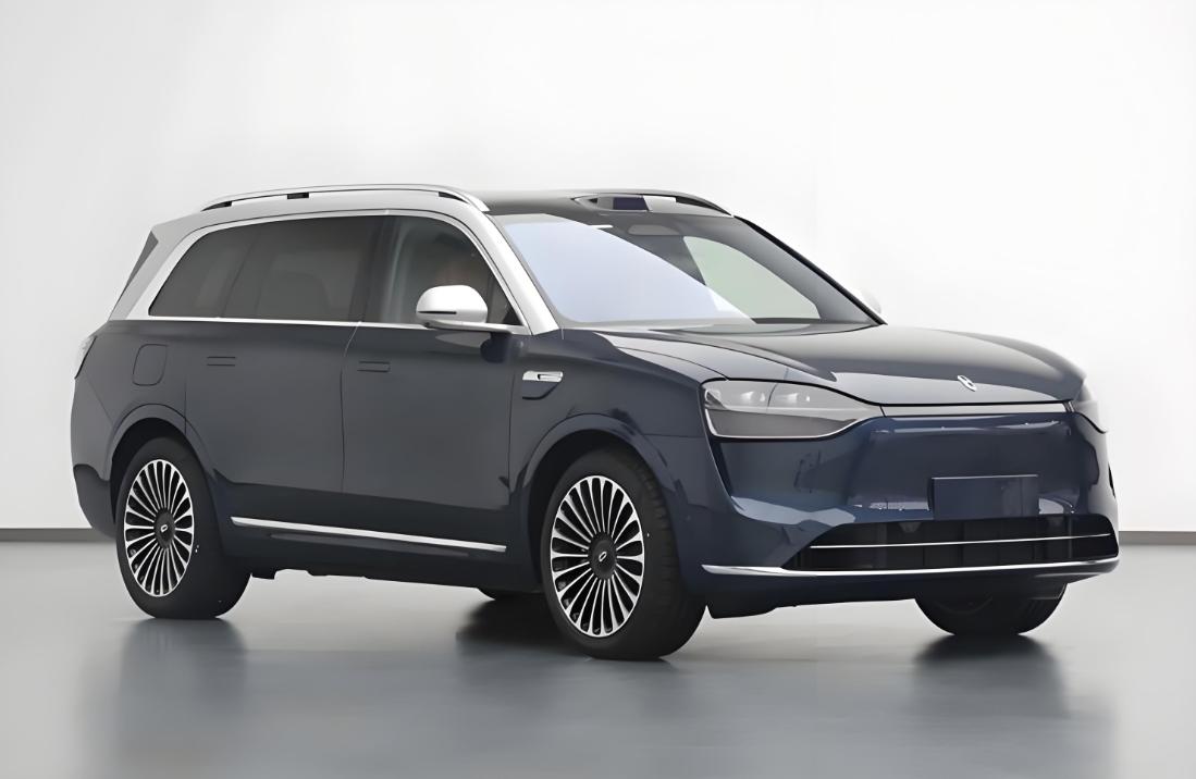 赛力斯半年财报预计亏损15至18亿元，由于一季度盈利7.5亿元，推算二季度预计亏