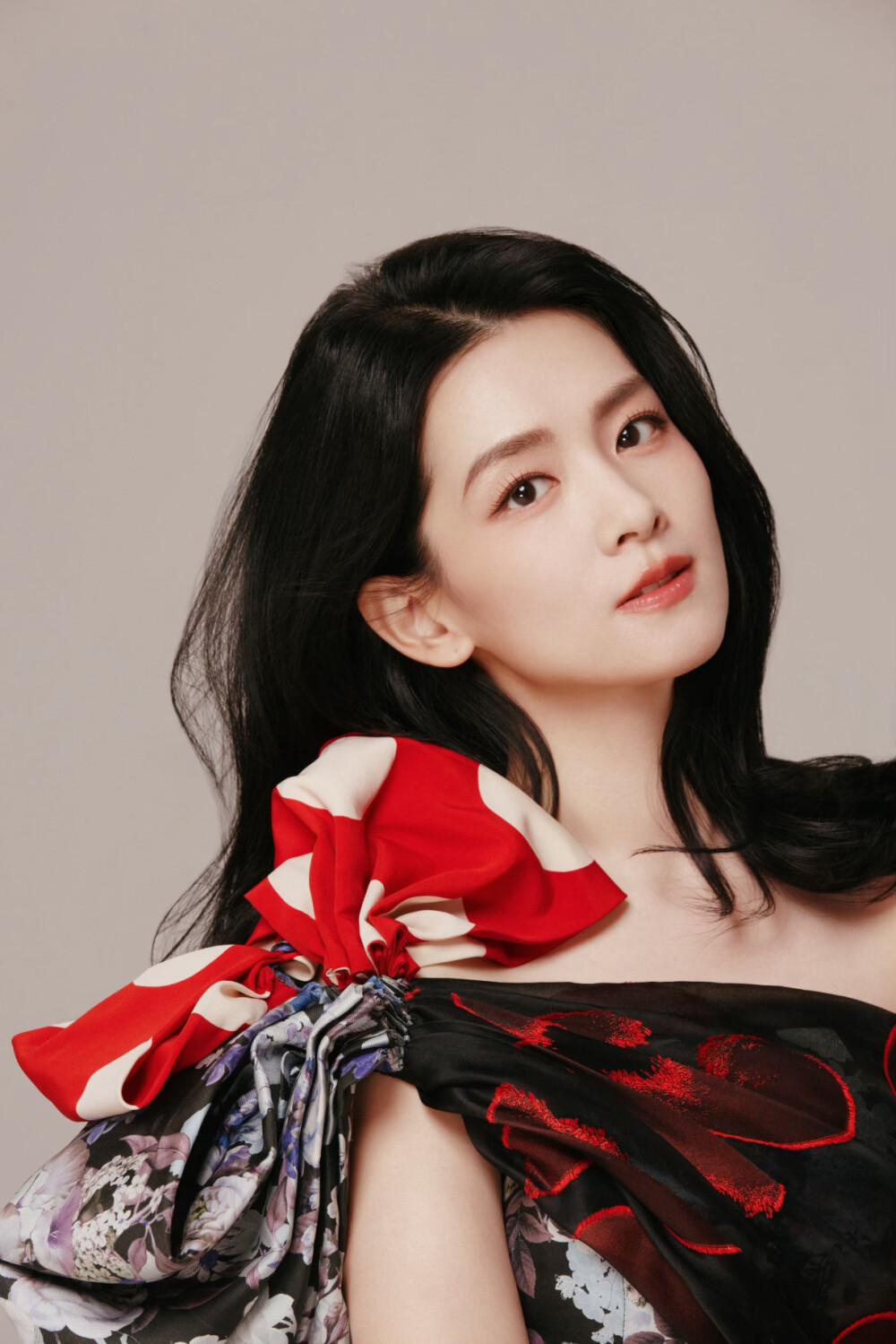 知道吗？《好好的时光》片尾曲是陈昊宇演唱的，也就是剧中庄好好的饰演者，而且剧