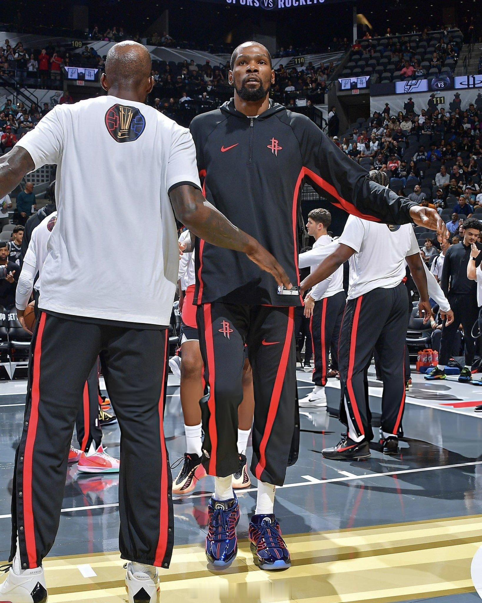 方向往往比努力更重要，只要路走对了就不怕路远。晚安🚀