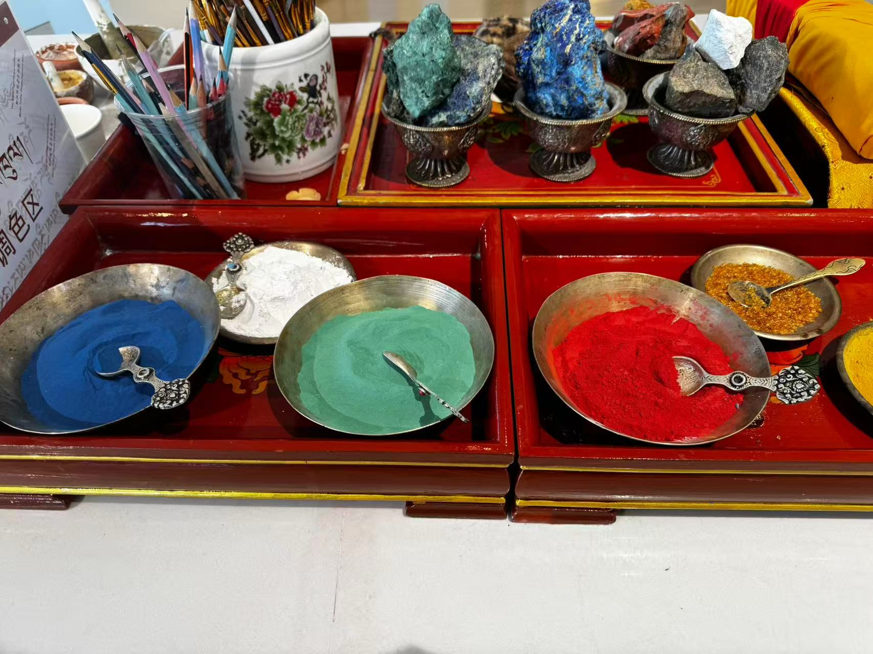 唐卡走进生活：808次尝试让非遗艺术焕发新生