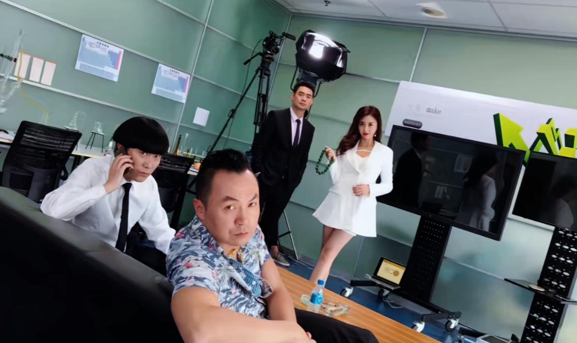 曝“陈翔六点半”多位老演员合同到期，这样的选择能理解，当然也反映了一些现实。5